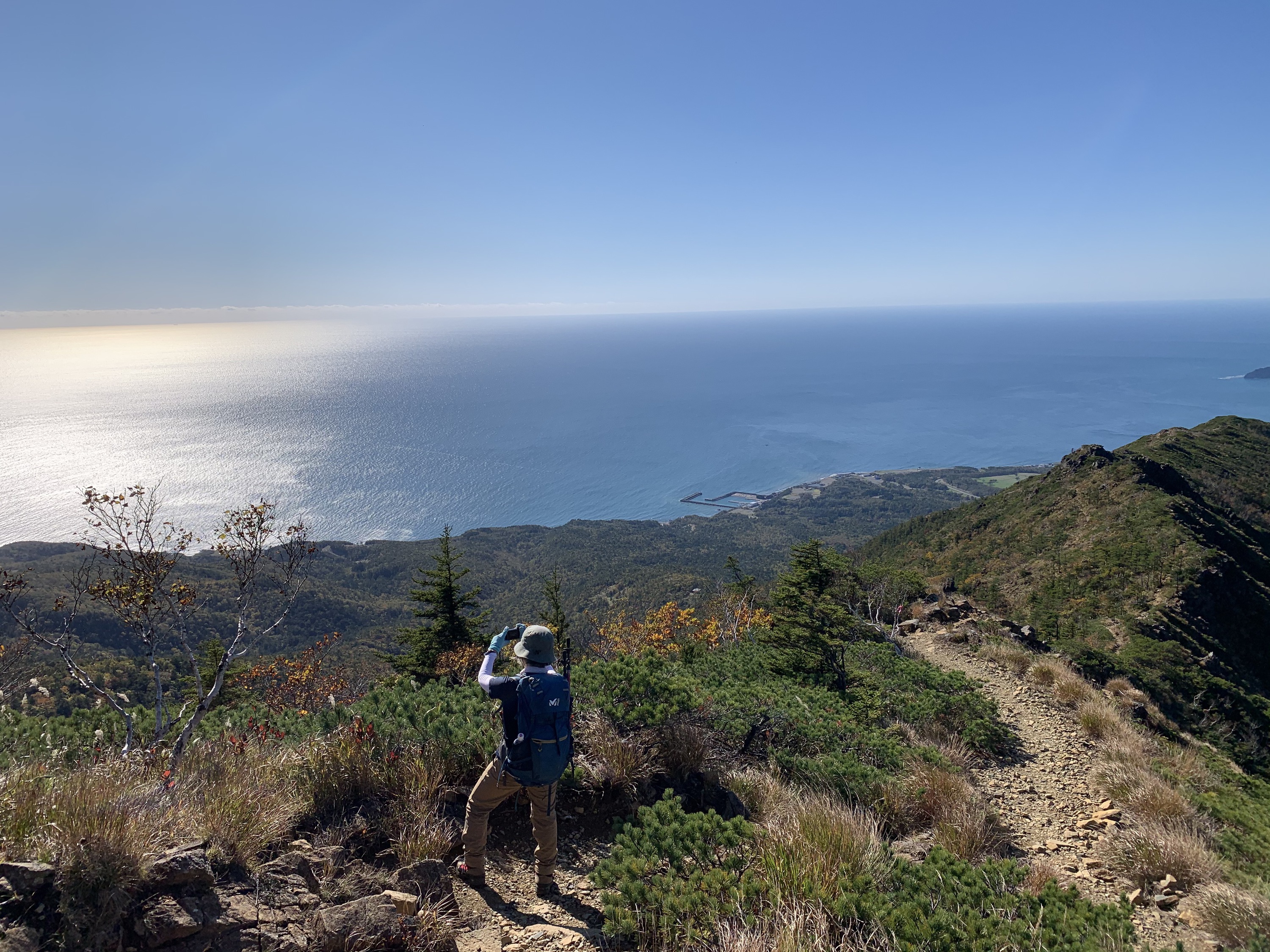 アポイ岳登山道から