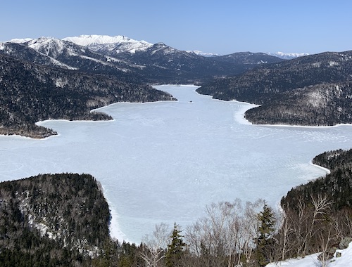 冬の然別湖